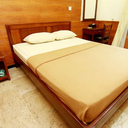 The Soemarsono Hotel Maguwo Extérieur photo