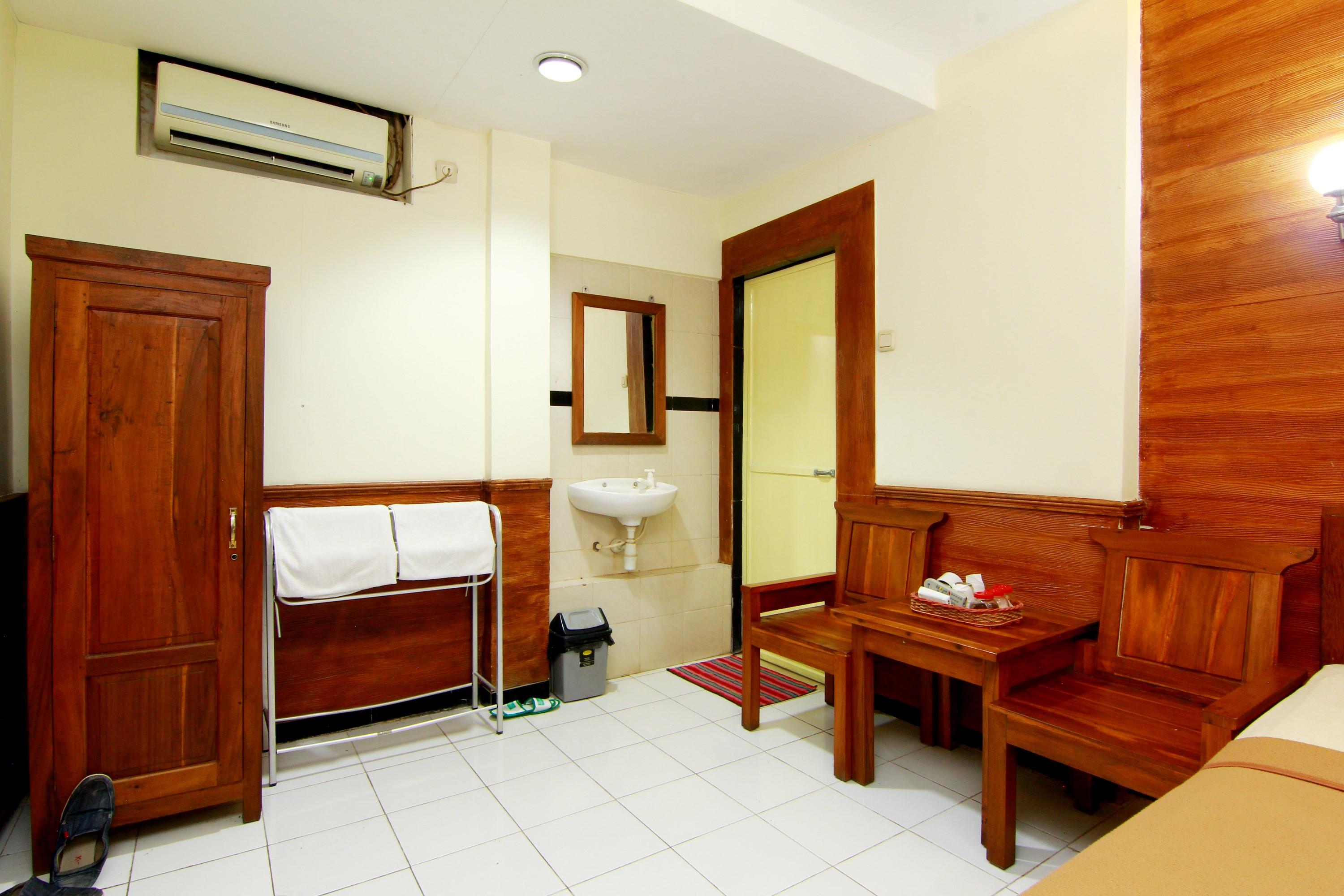 The Soemarsono Hotel Maguwo Extérieur photo